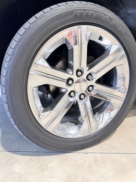 GMC Yukon XL Denali 4WD 2019