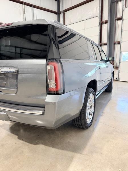 GMC Yukon XL Denali 4WD 2019