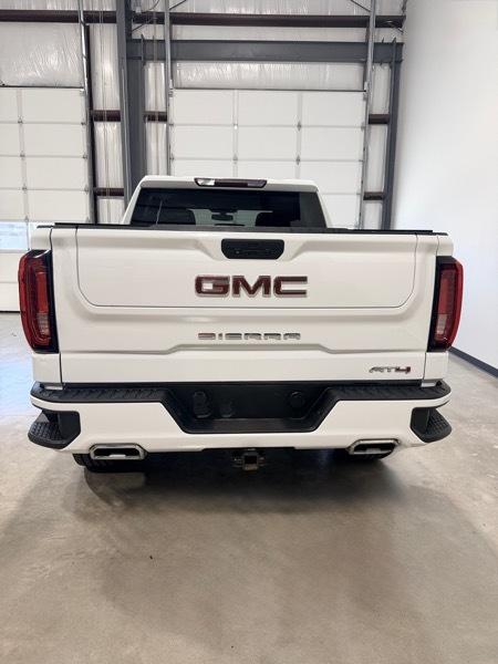 GMC Sierra 1500 AT4 Crew Cab Short Box 4WD 2021