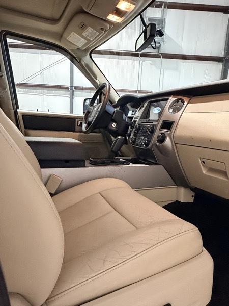 Ford Expedition EL XLT 4WD 2016