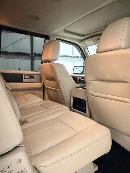 Ford Expedition EL XLT 4WD 2016