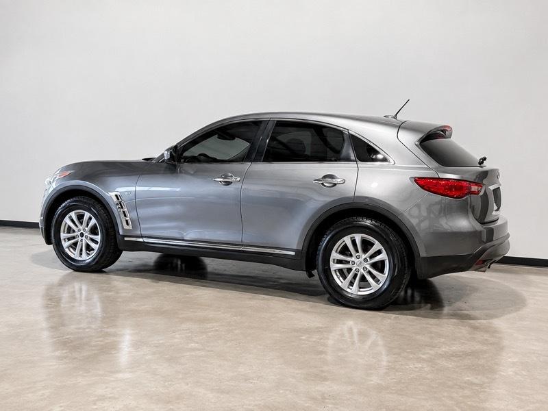 Infiniti QX70 Base 2016