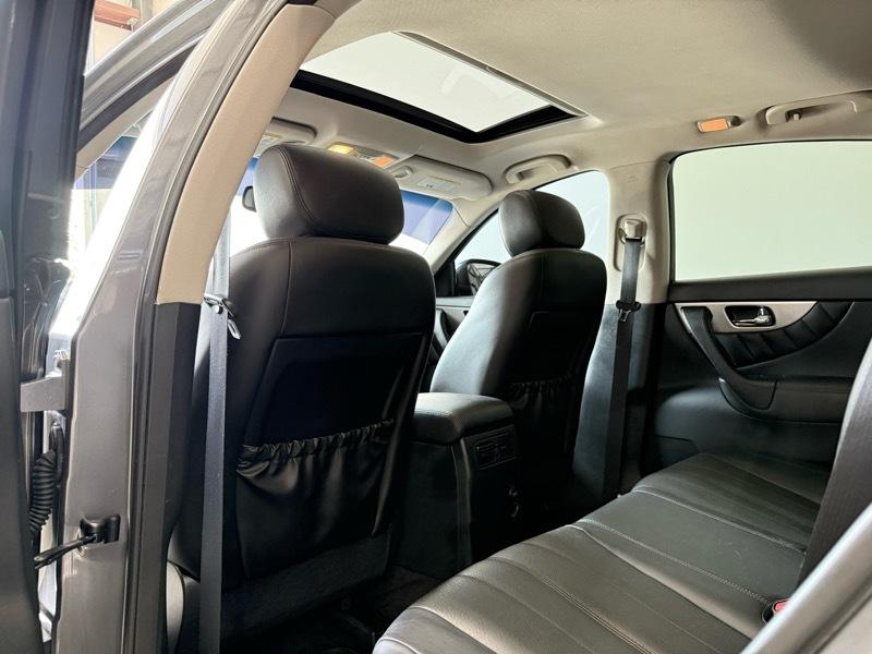 Infiniti QX70 Base 2016