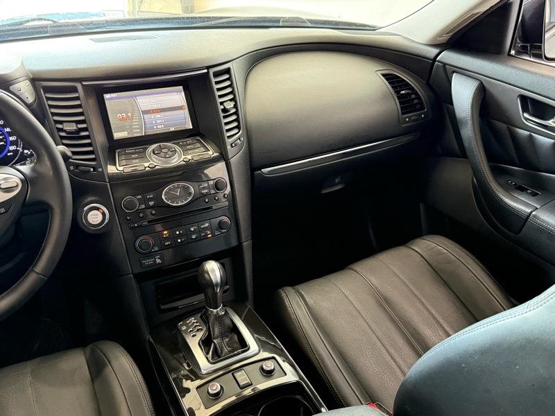 Infiniti QX70 Base 2016