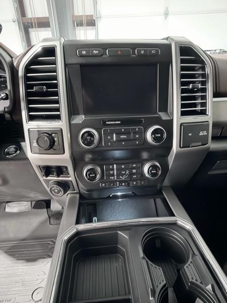 Ford F-250 SD Platinum Crew Cab 4WD 2020