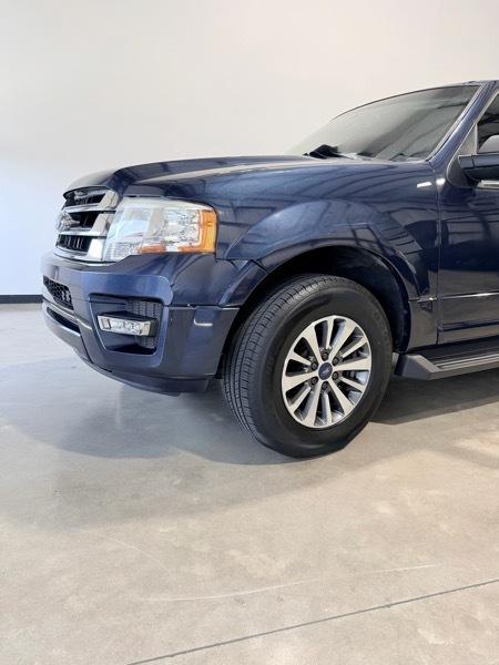 Ford Expedition EL XLT 2017