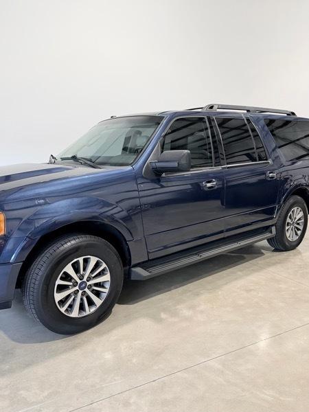 Ford Expedition EL XLT 2017