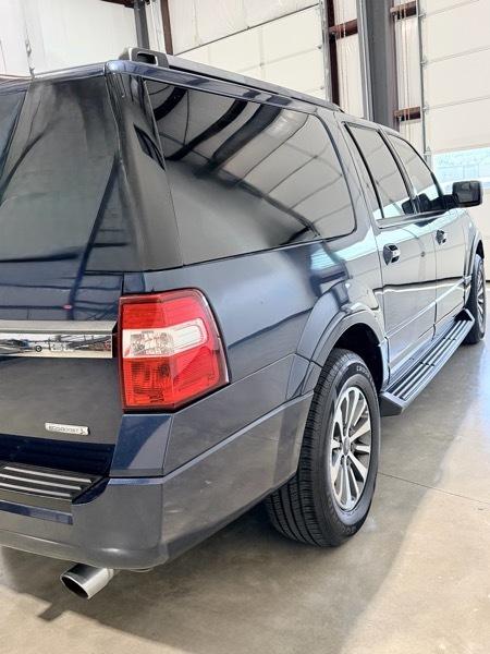 Ford Expedition EL XLT 2017