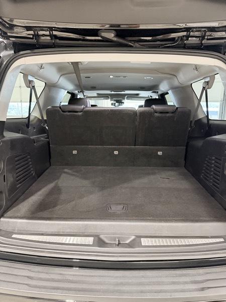 Chevrolet Suburban LT 1500 4WD 2020