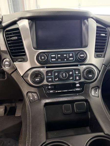 Chevrolet Suburban LT 1500 4WD 2020