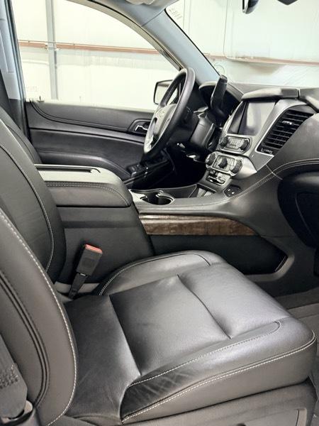 Chevrolet Suburban LT 1500 4WD 2020