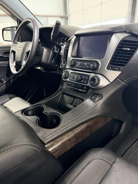 Chevrolet Suburban LT 1500 4WD 2020