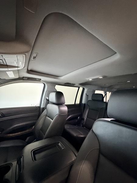 Chevrolet Suburban LT 1500 4WD 2020