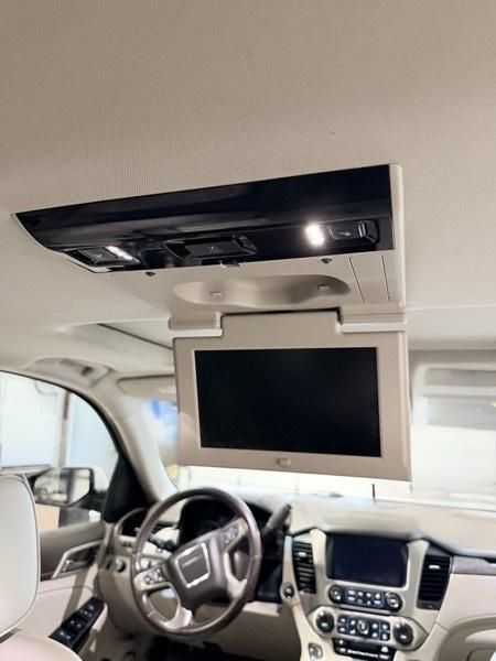 GMC Yukon Denali 4WD 2019