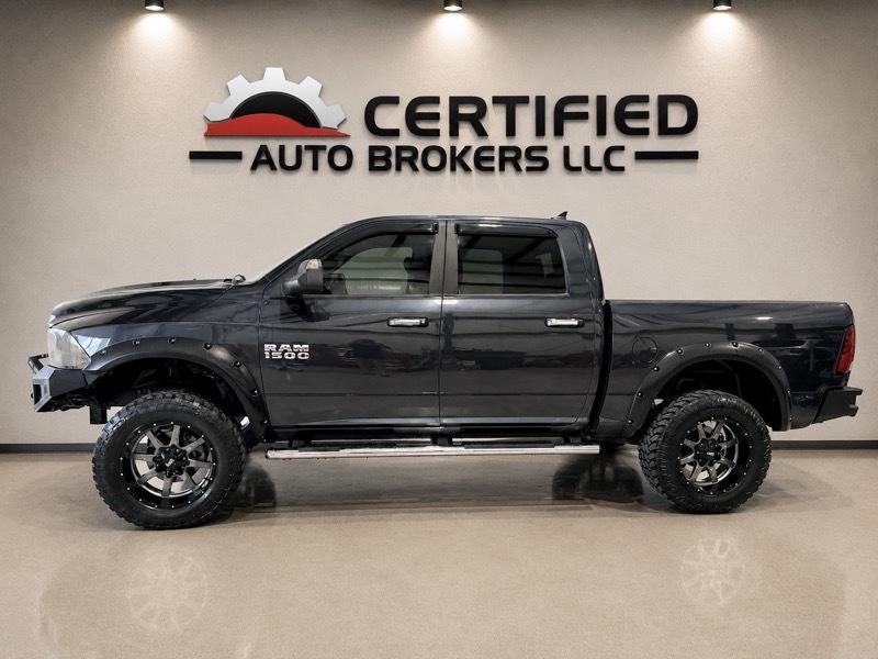 RAM 1500 SLT Crew Cab SWB 2WD 2013