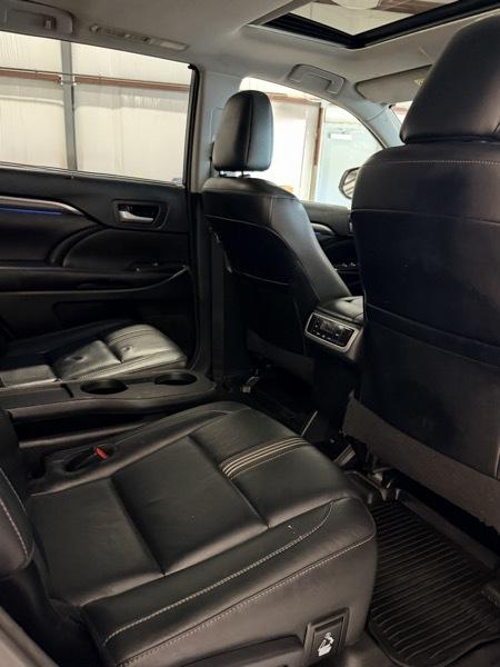 Toyota Highlander SE AWD V6 2018