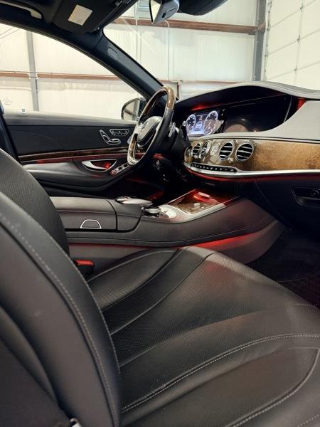 Mercedes-Benz S-Class S550 2015