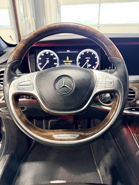 Mercedes-Benz S-Class S550 2015
