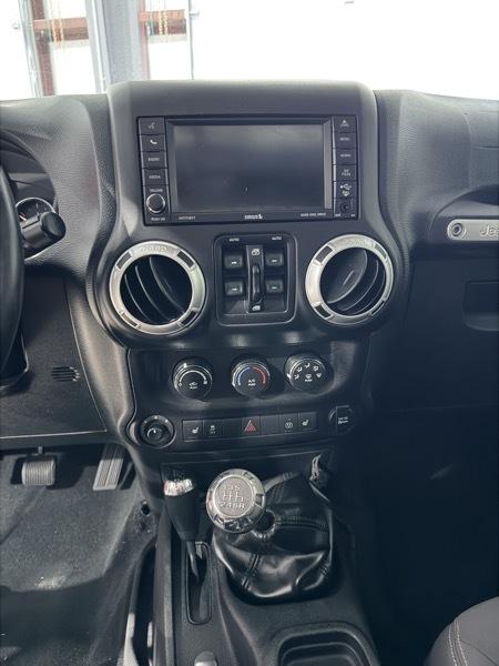 Jeep Wrangler Unlimited Sahara 4WD 2016
