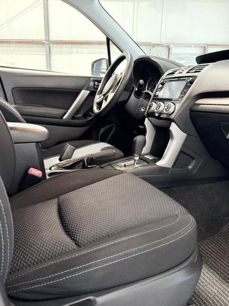 Subaru Forester 2.5i Premium 4D SUV 2017