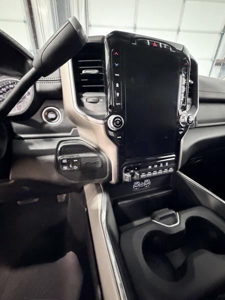 RAM 2500 Laramie Crew Cab SWB 4WD 2022
