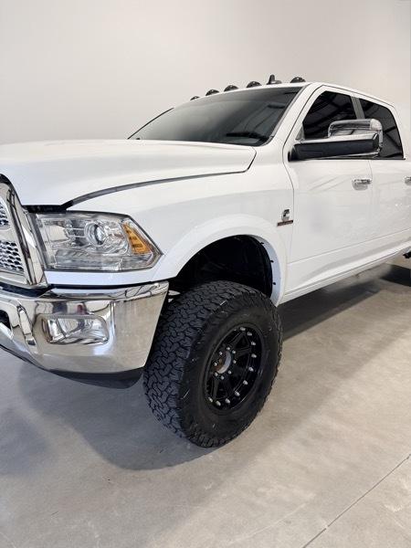 RAM 2500 Laramie Mega Cab 4WD 2014
