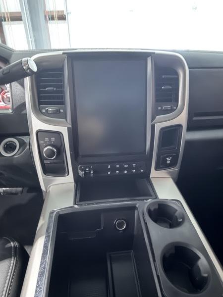 RAM 2500 Laramie Mega Cab 4WD 2014