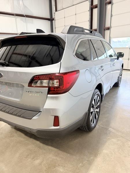 Subaru Outback 2.5i Limited 2016