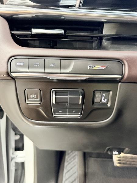 Cadillac Escalade V 4WD 2023