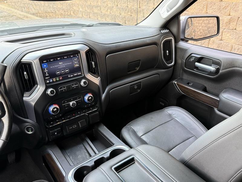 GMC Sierra 1500 SLT Crew Cab 4WD 2020