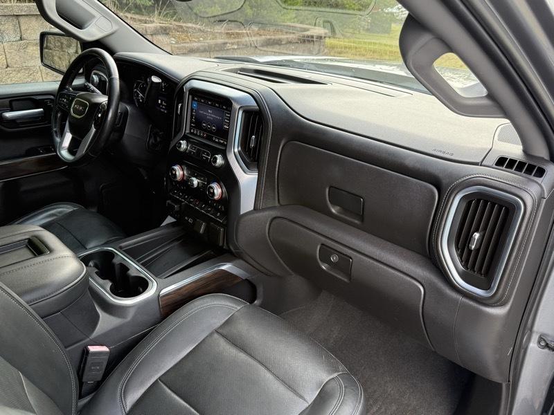 GMC Sierra 1500 SLT Crew Cab 4WD 2020