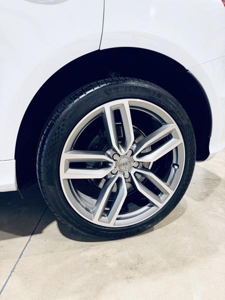 Audi SQ5 3.0T Premium Plus quattro 2015
