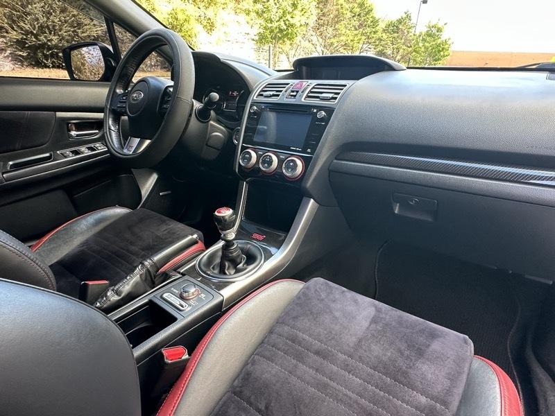 Subaru WRX STI 4-Door 2017