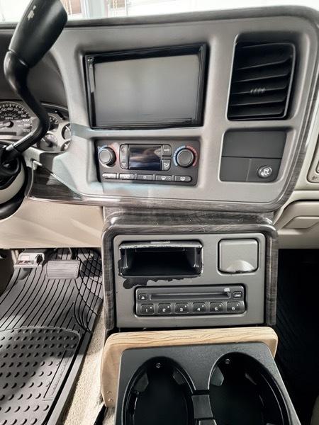 GMC Yukon Denali XL 2003