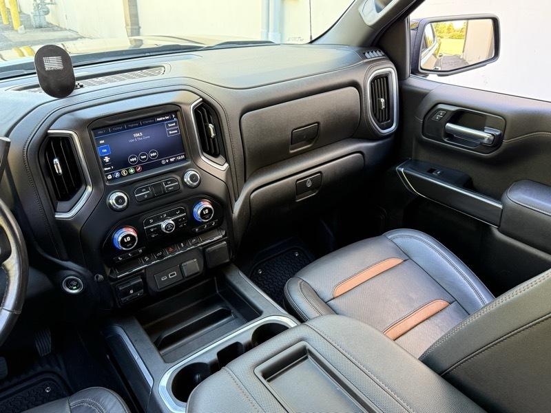 GMC Sierra 1500 AT4 Crew Cab 4WD 2021