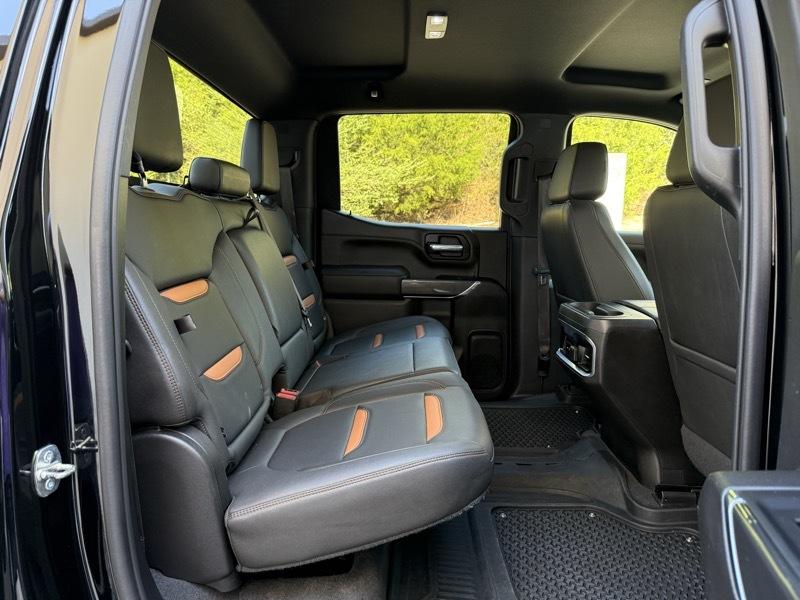 GMC Sierra 1500 AT4 Crew Cab 4WD 2021