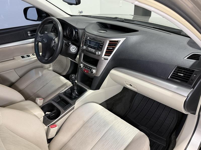 Subaru Outback 2.5i 2014