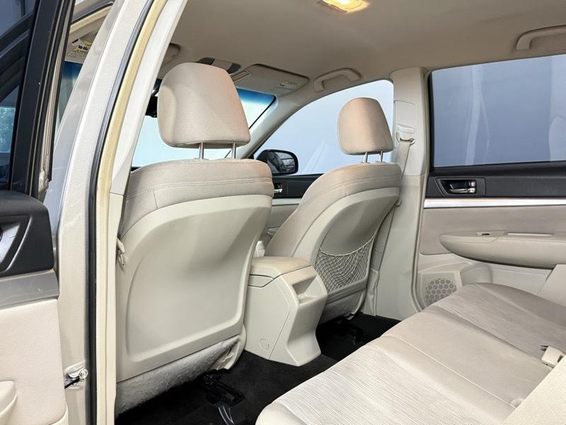 Subaru Outback 2.5i 2014
