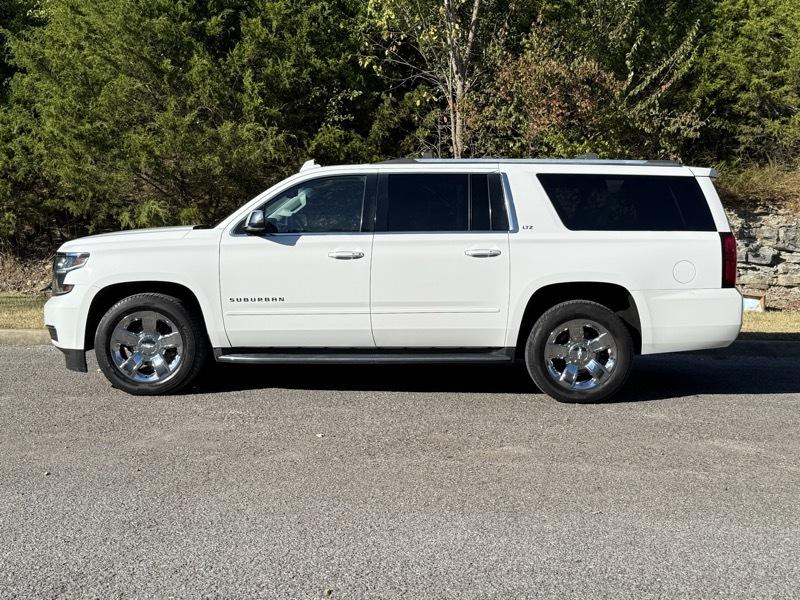 Chevrolet Suburban LTZ 4WD 2016