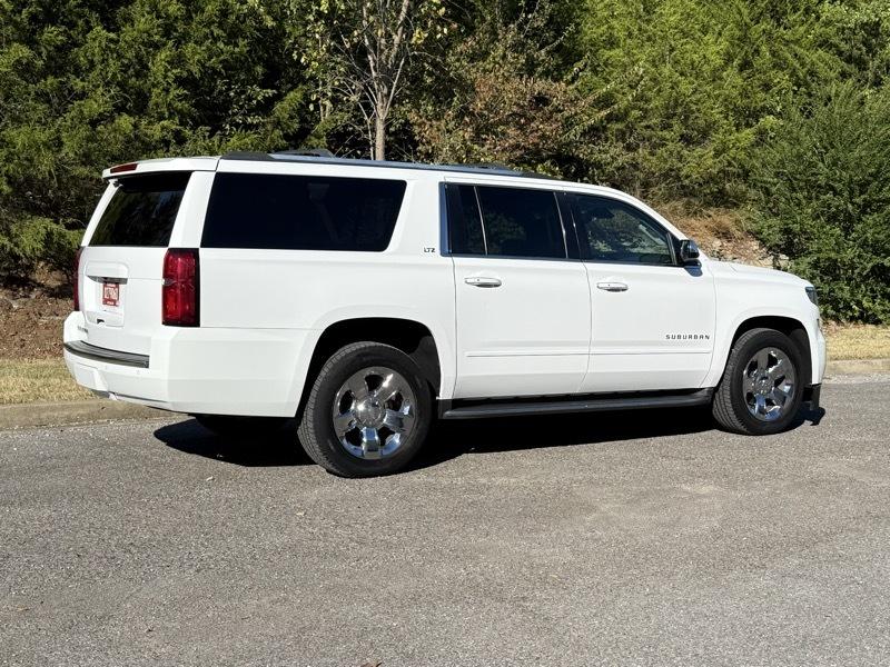 Chevrolet Suburban LTZ 4WD 2016