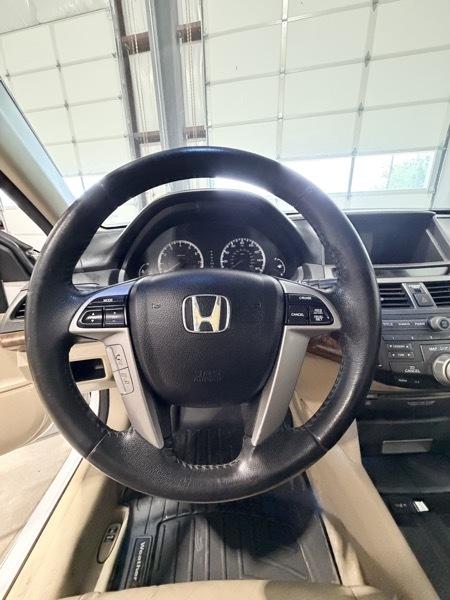 Honda Accord EX V-6 Sedan AT 2002