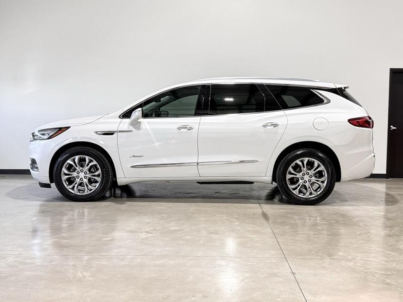 Buick Enclave Avenir AWD 2021
