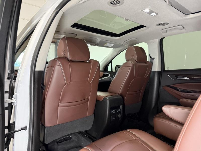 Buick Enclave Avenir AWD 2021