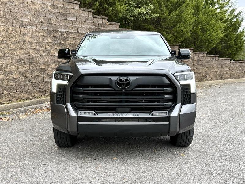 Toyota Tundra Limited CrewMax 4WD Long Bed 2024