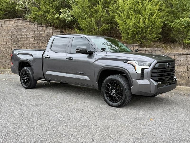 Toyota Tundra Limited CrewMax 4WD Long Bed 2024