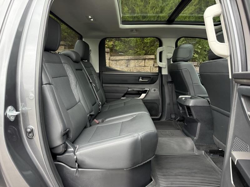 Toyota Tundra Limited CrewMax 4WD Long Bed 2024