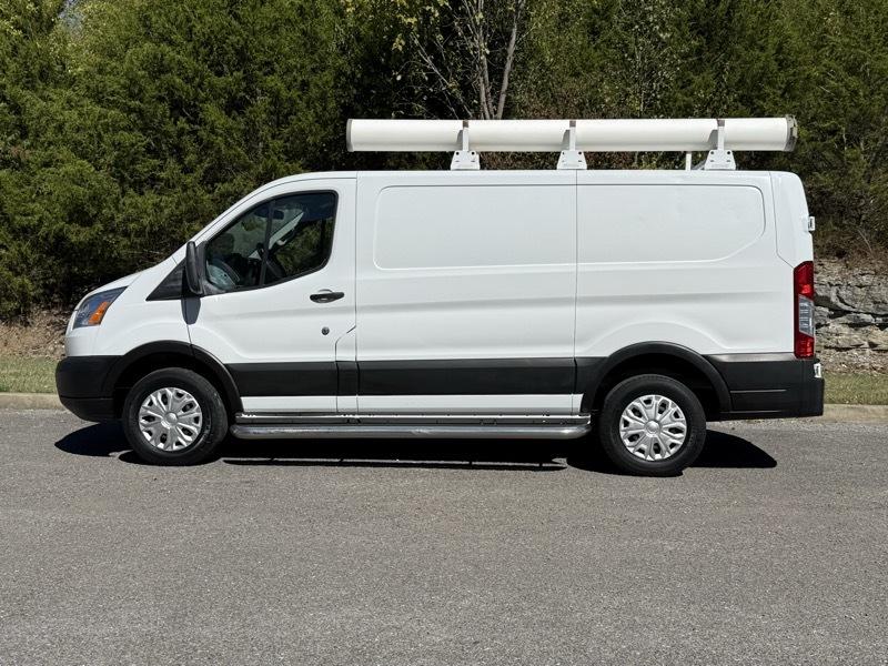Ford Transit 250 Van Low Roof w/Sliding Pass. 130-in. WB 2019