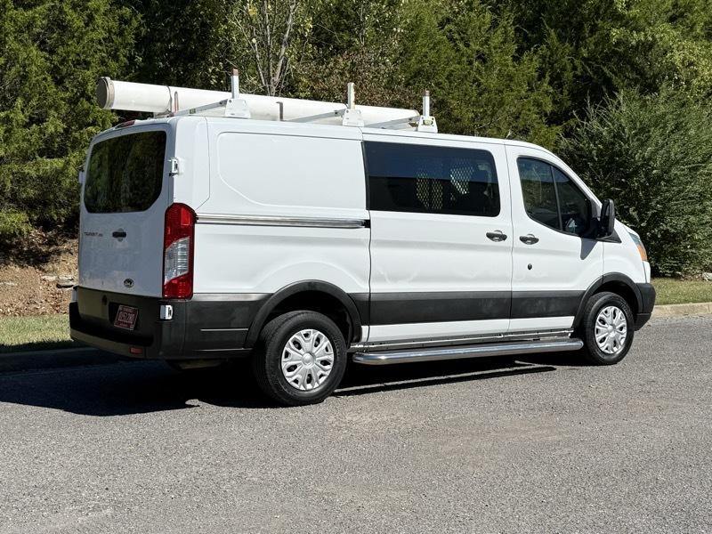 Ford Transit 250 Van Low Roof w/Sliding Pass. 130-in. WB 2019