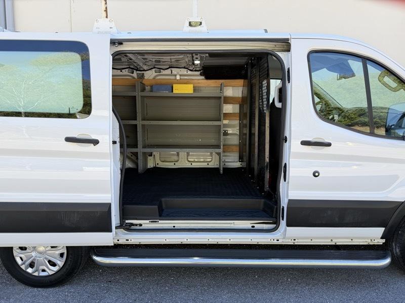 Ford Transit 250 Van Low Roof w/Sliding Pass. 130-in. WB 2019