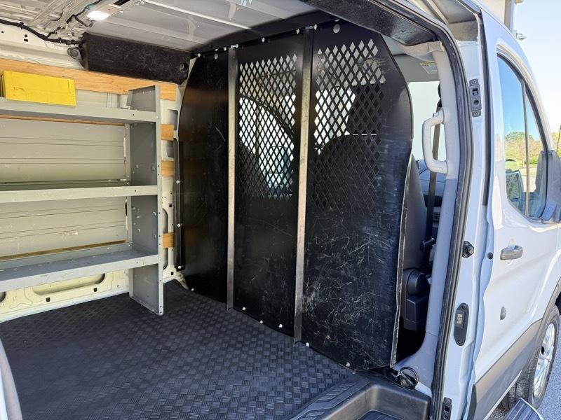 Ford Transit 250 Van Low Roof w/Sliding Pass. 130-in. WB 2019
